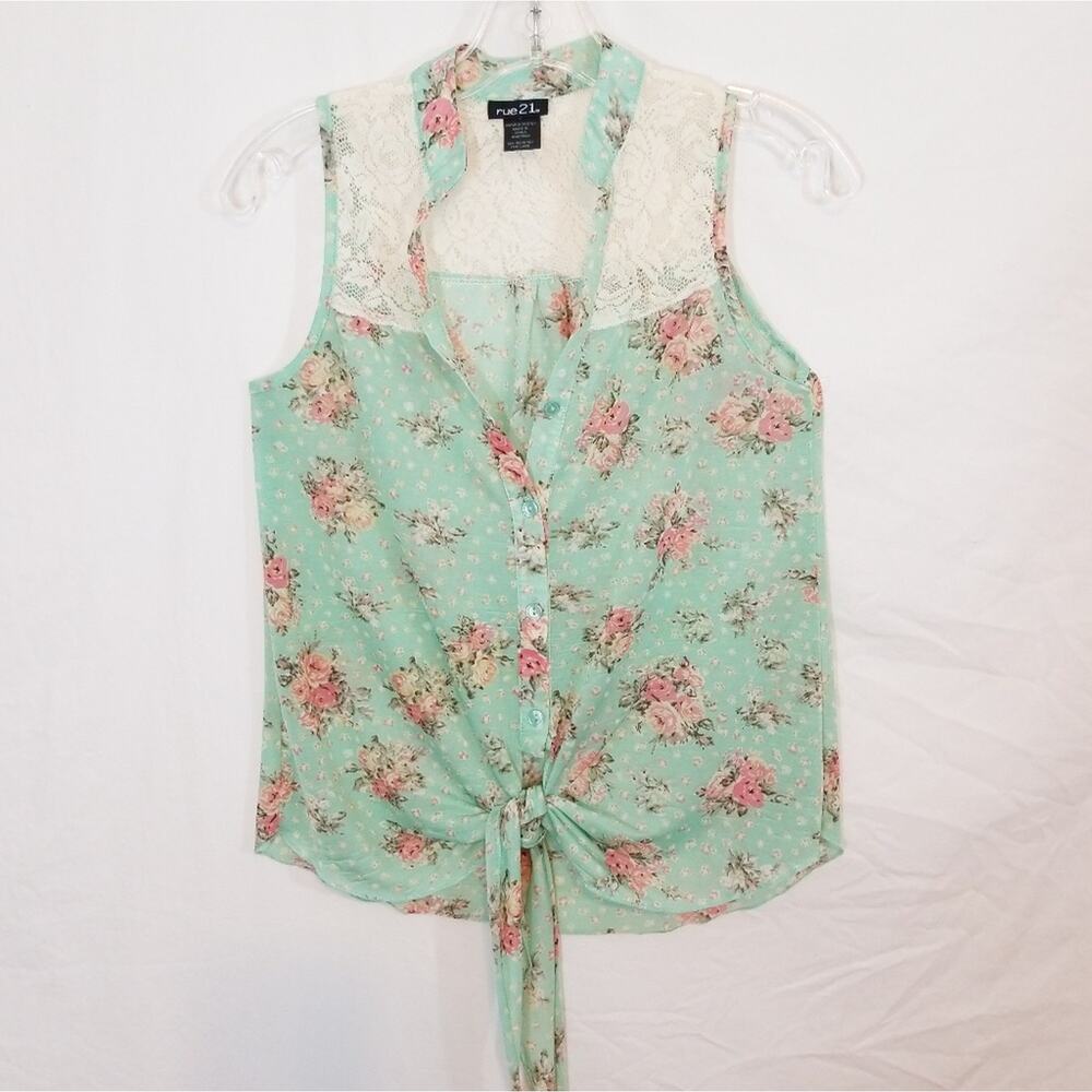 Rue 21 mint floral & lace tie front tank top shirt